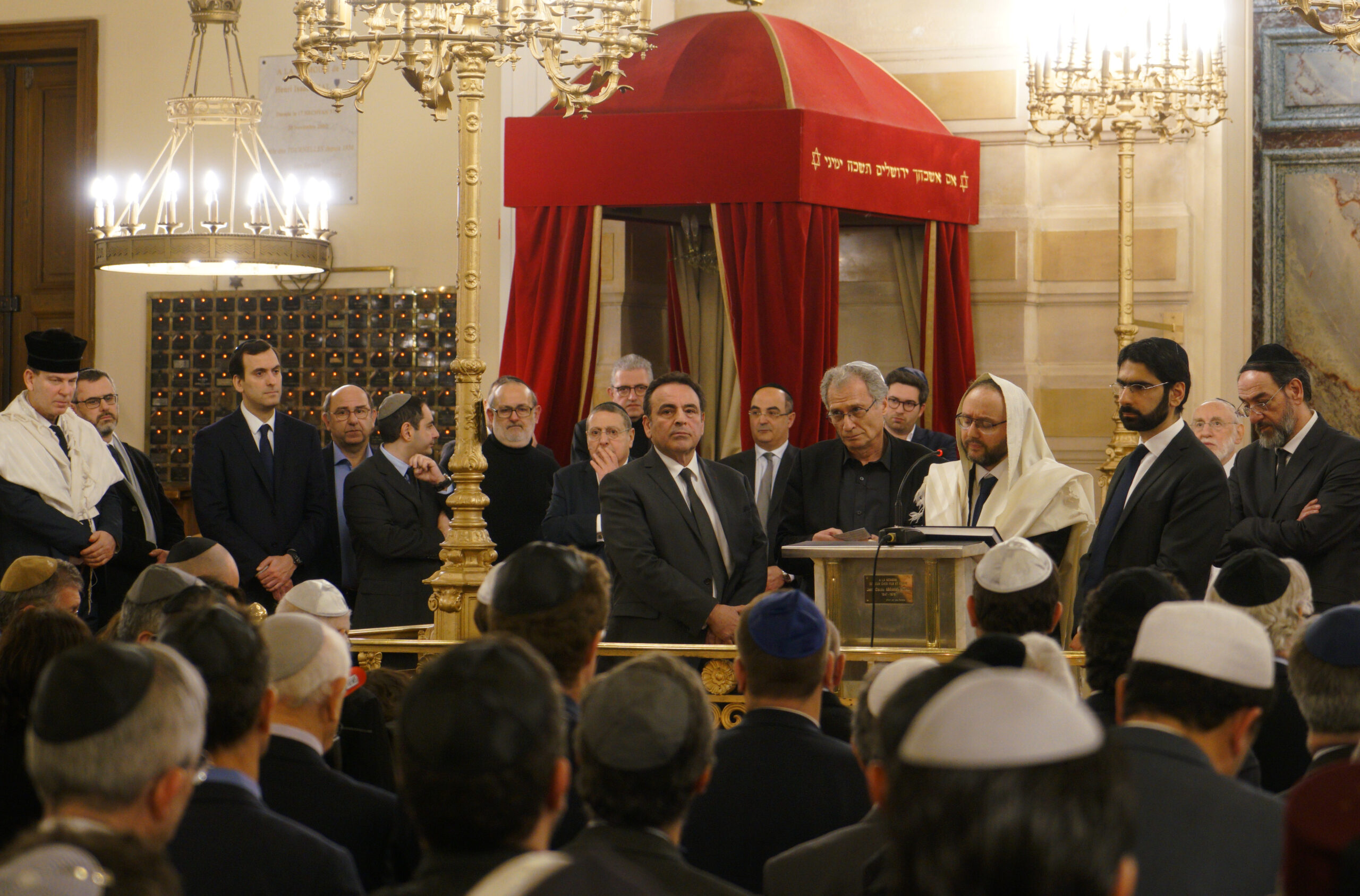 Paris vigil for murdered Holocaust survivor brings together family, politicians and a Muslim rescuer of Jews, AZ Jewish Post