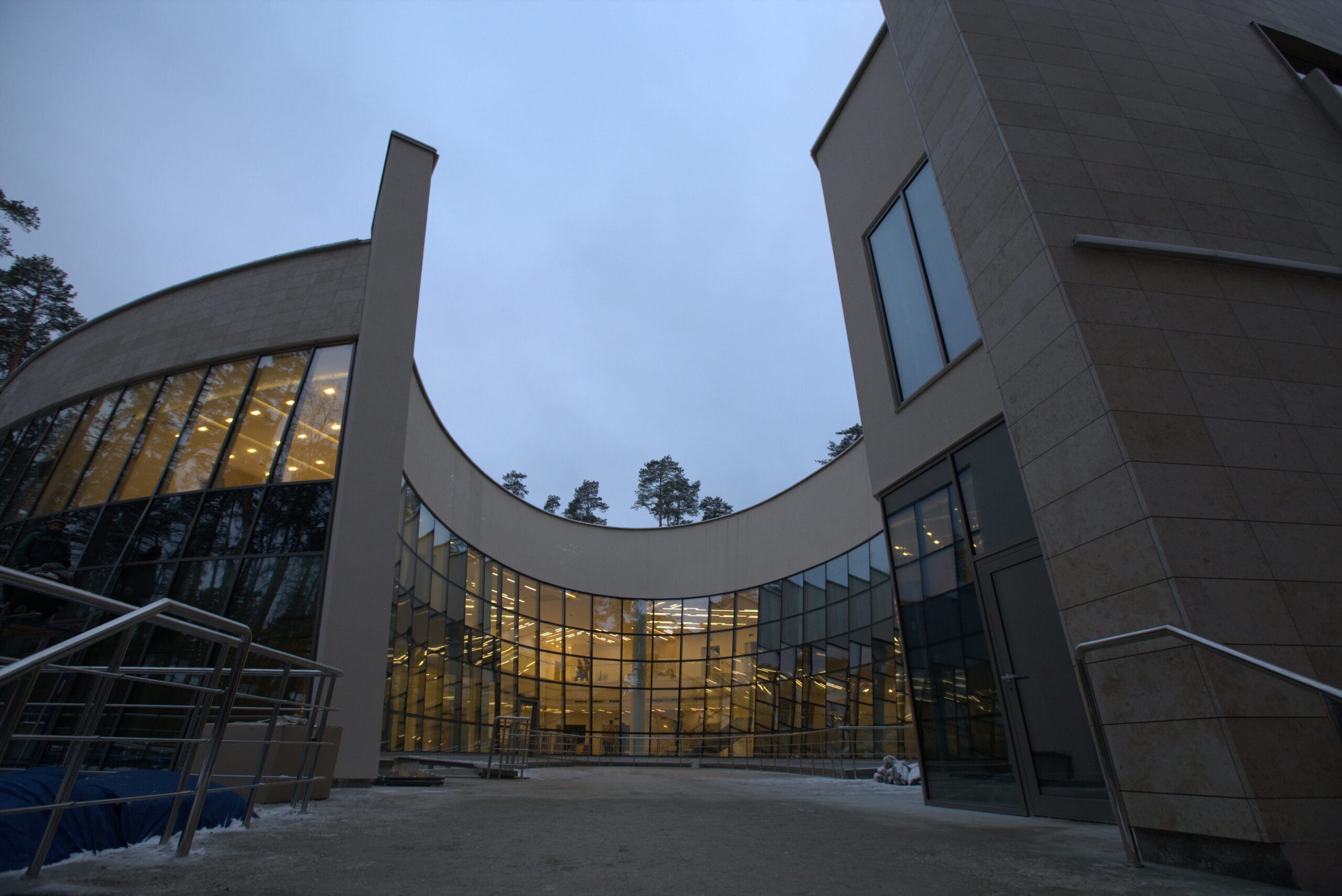 Moscow Community In an ultra-wealthy Moscow suburb, a luxurious JCC opens its doors | AZ ...