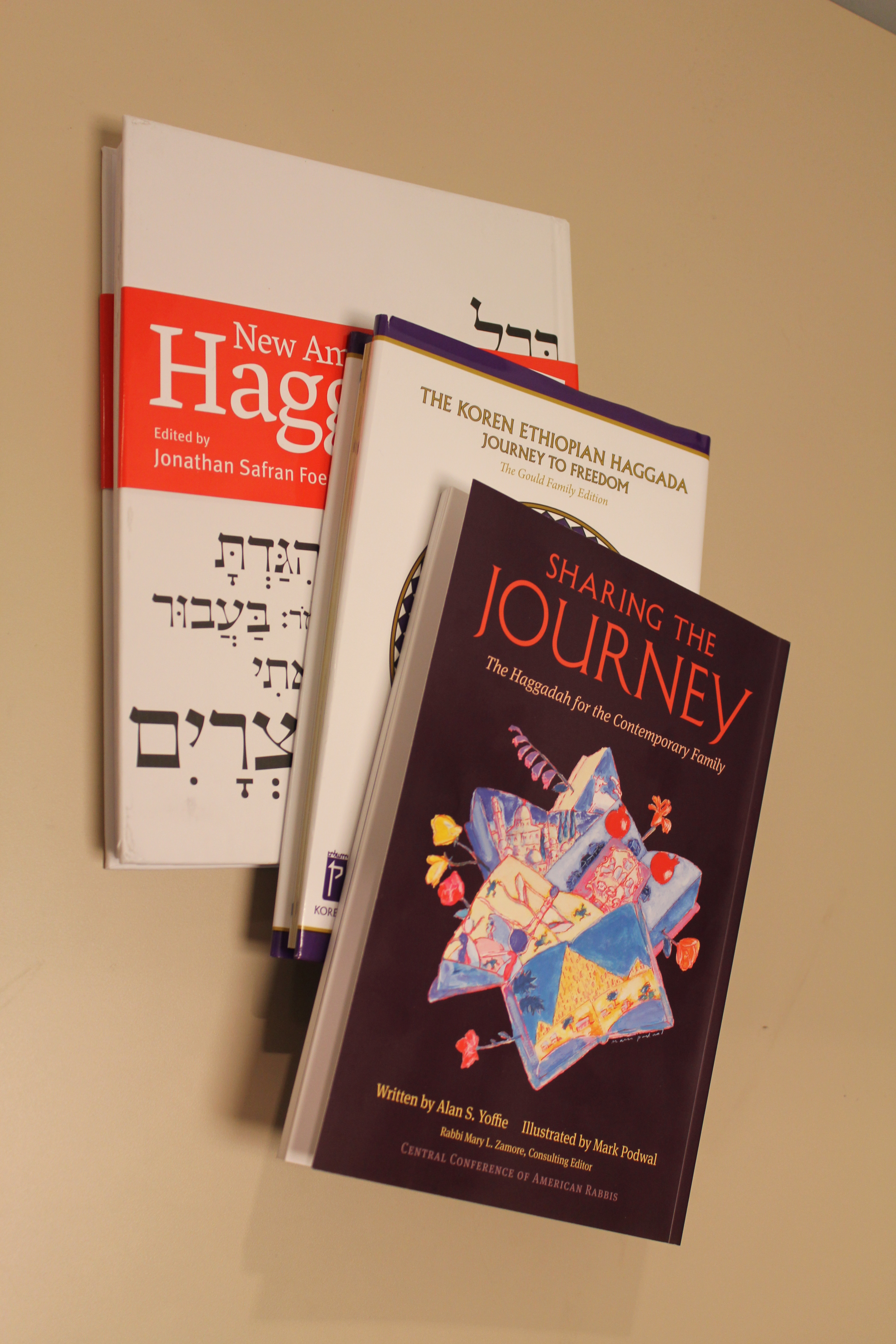 passover-new haggadahs